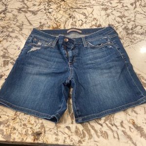Joe’s size 28 Stella distressed jean shorts